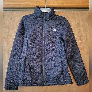The North Face Women's Black Quilted Jacket, Small